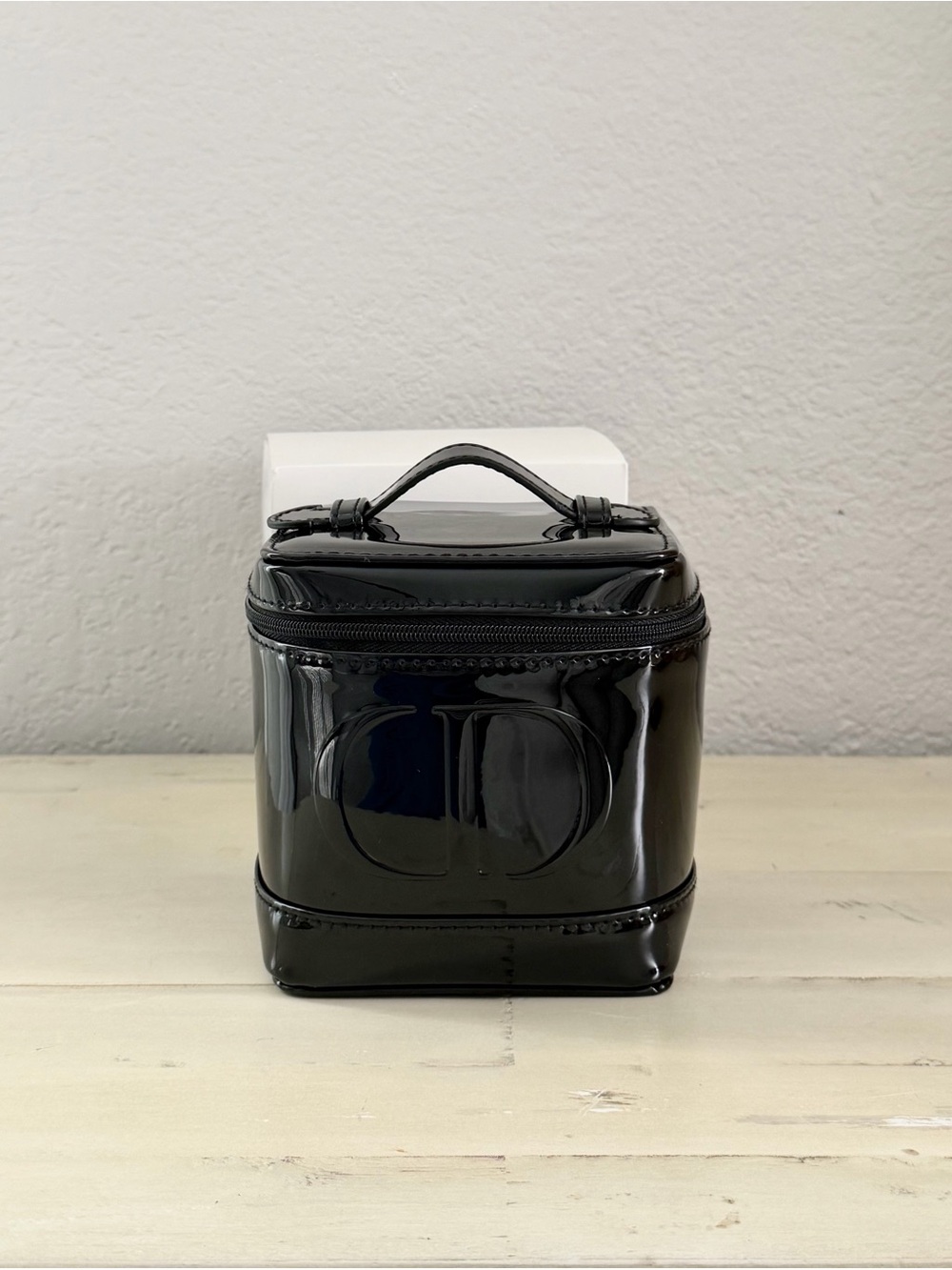 Dior Black Patent Leather Vanity Case - Picture 2 of 5